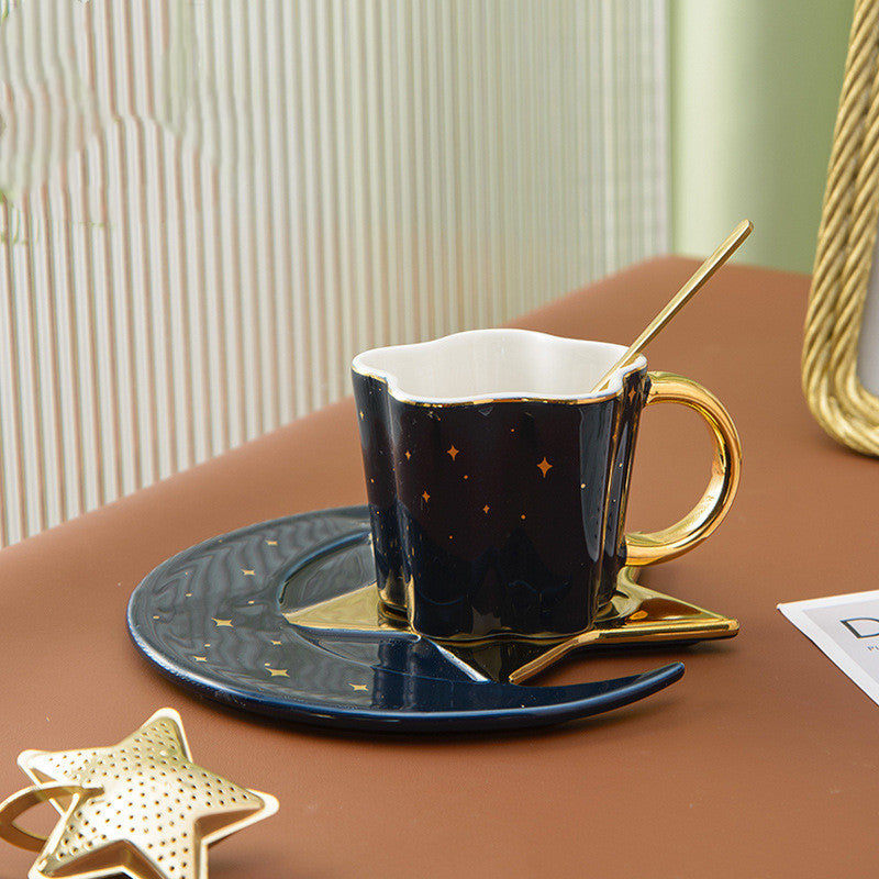 Star and moon cup with saucer, view 2