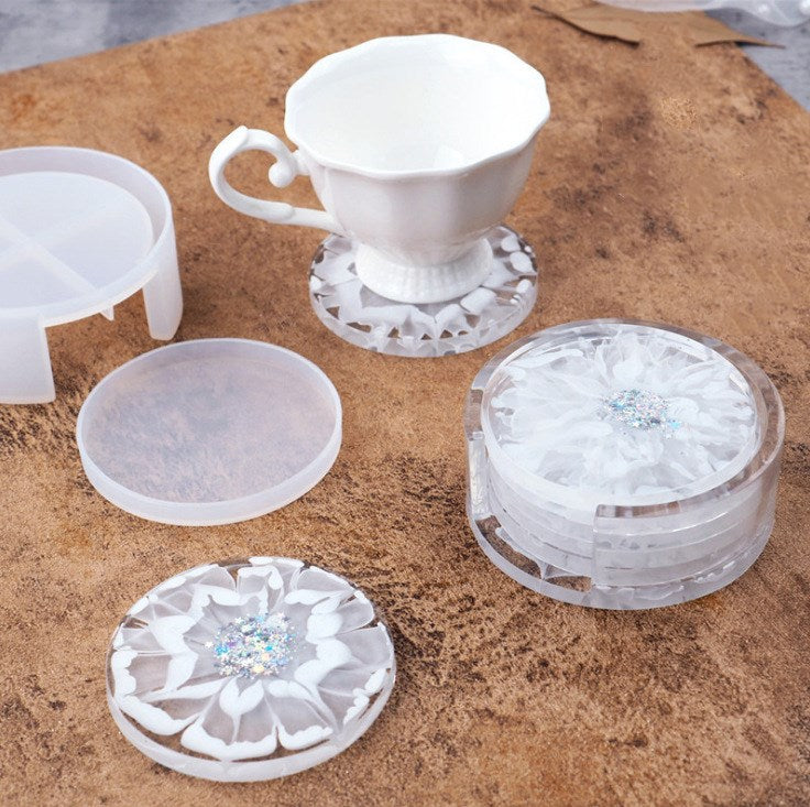 Round coaster silicone mould, view 2