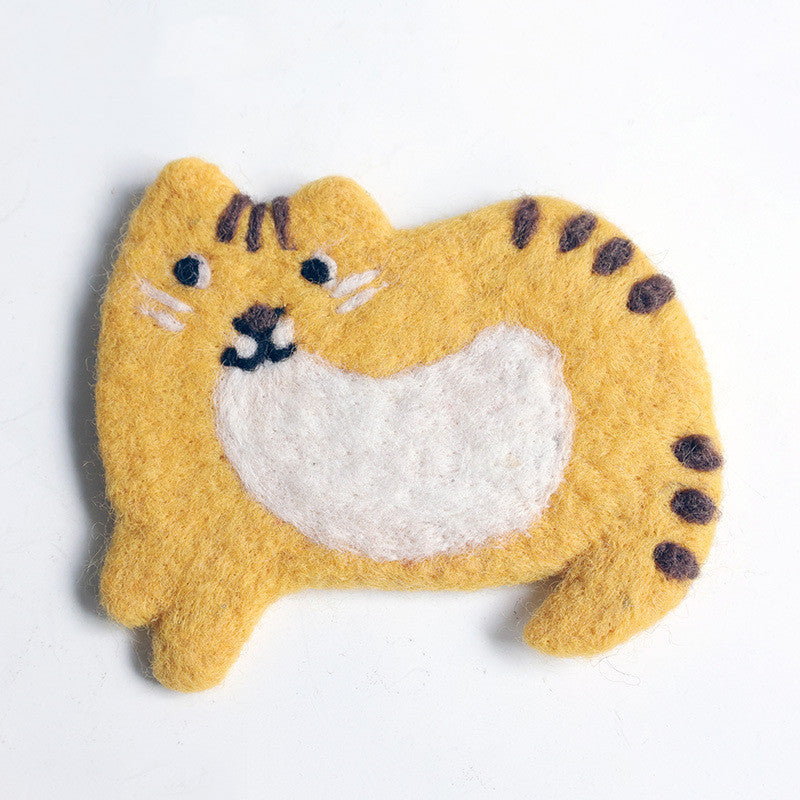 Wool felt kitten coaster, view 3