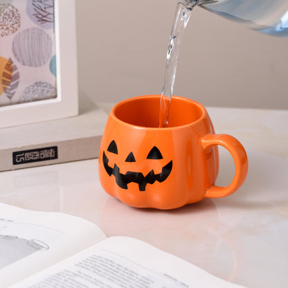 Black halloween ceramic mug, view 3