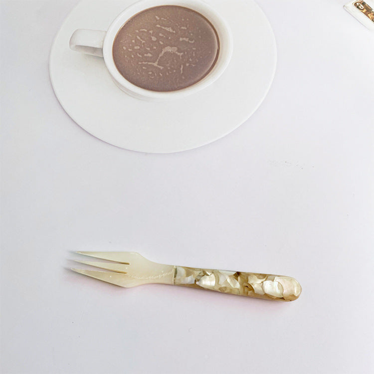 Shell-inlaid dessert spoon, view 2